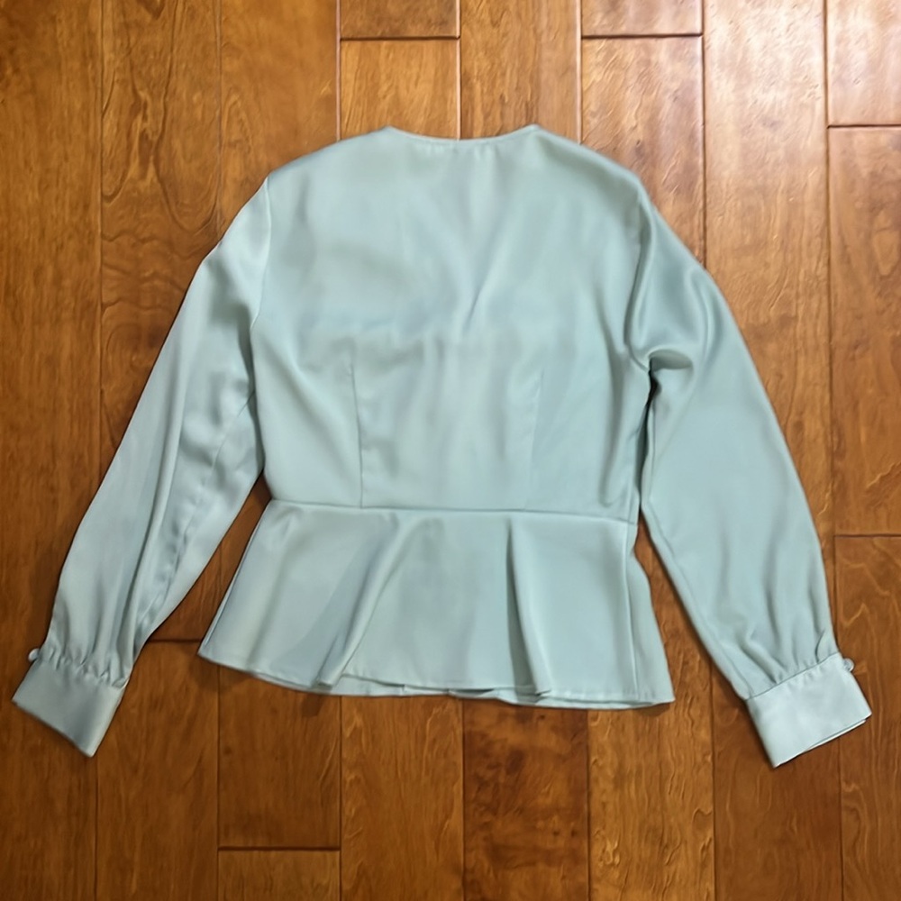 Topshop Pistachio Green Fitted Long Sleeve Top Button Detail Size 6 Pastel - Picture 8 of 11
